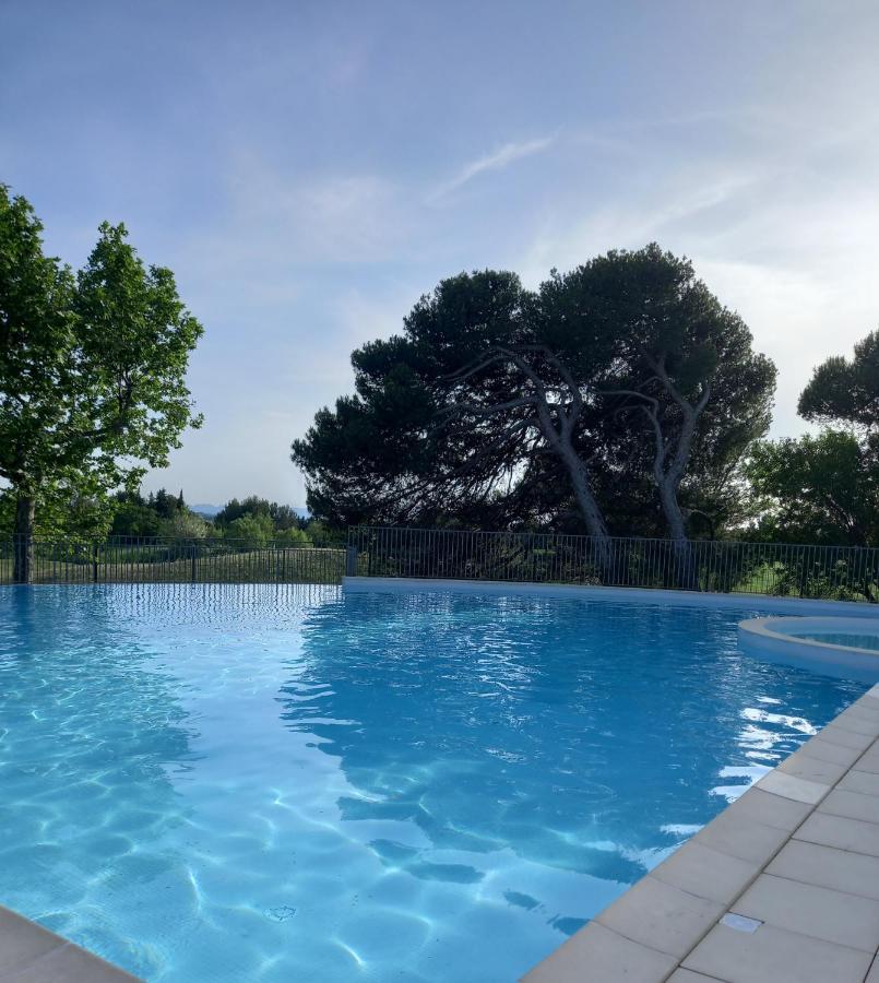 Appartement Cosy Pour Un Sejour Bien-Etre Climatise Saumane-de-Vaucluse Εξωτερικό φωτογραφία